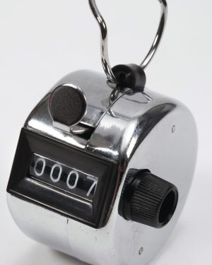 Compteur à main métallique